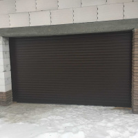 Рулонные гаражные ворота