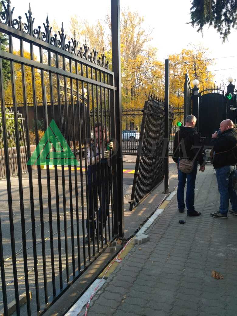 Обустройство входной группы на объекте в Москве
